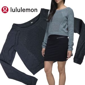 𝗟𝗨𝗟𝗨𝗟𝗘𝗠𝗢𝗡 Be Present Pullover